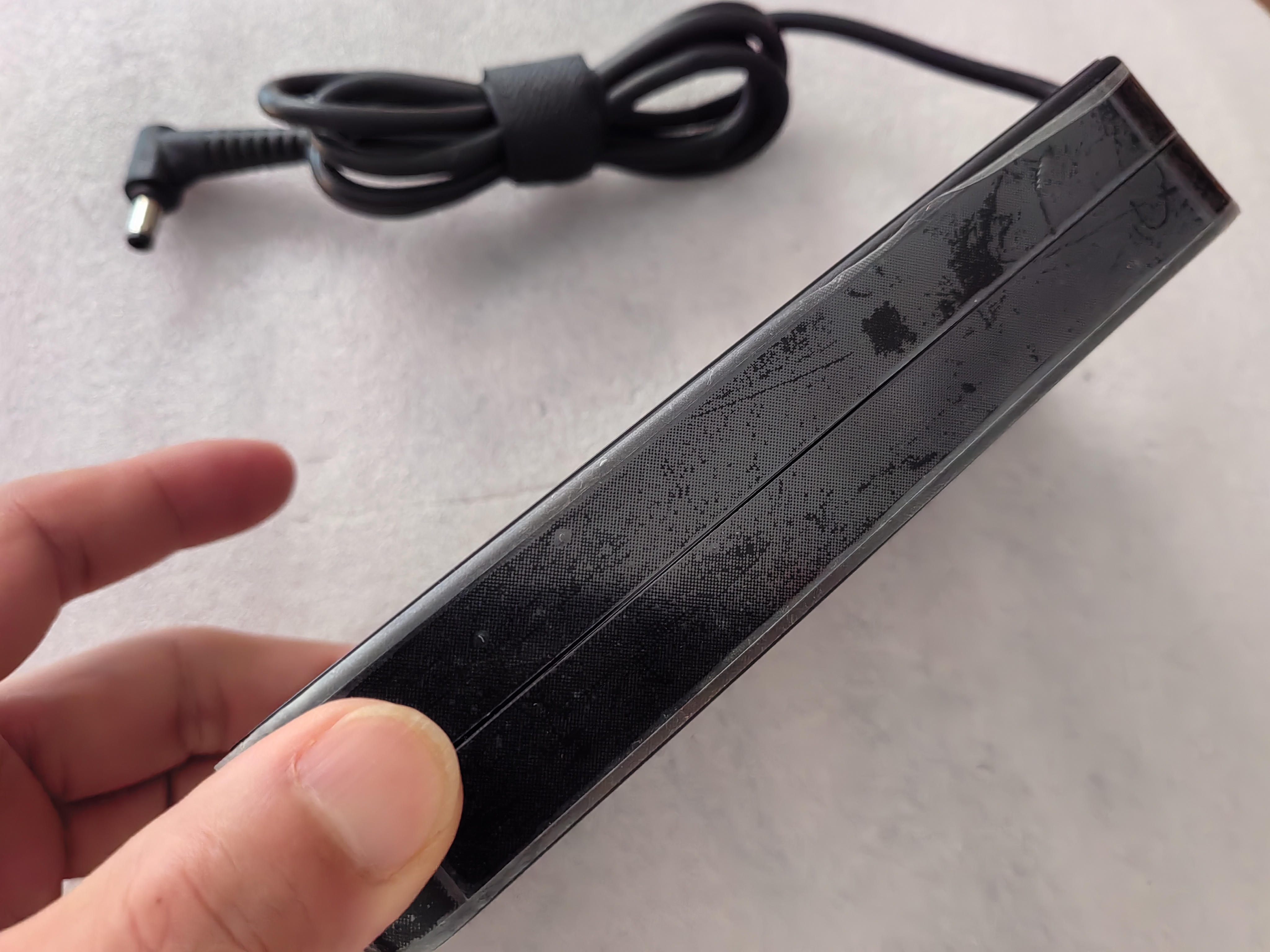 OEM Slim Delta 20V 11.5A 230W  - Pc Gaming Uk review and price