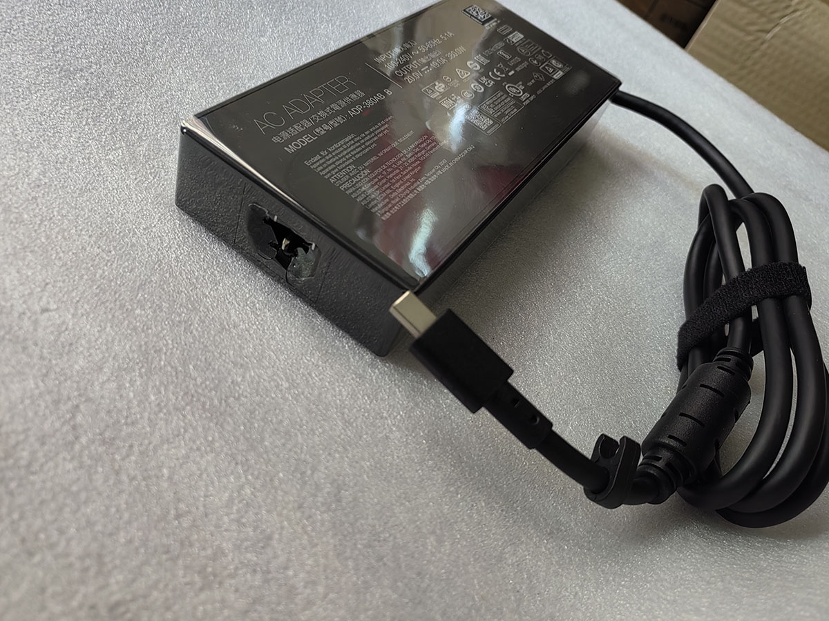 NEW 20V 19A Rectangle Conn 380 - Pc Gaming Uk review and price