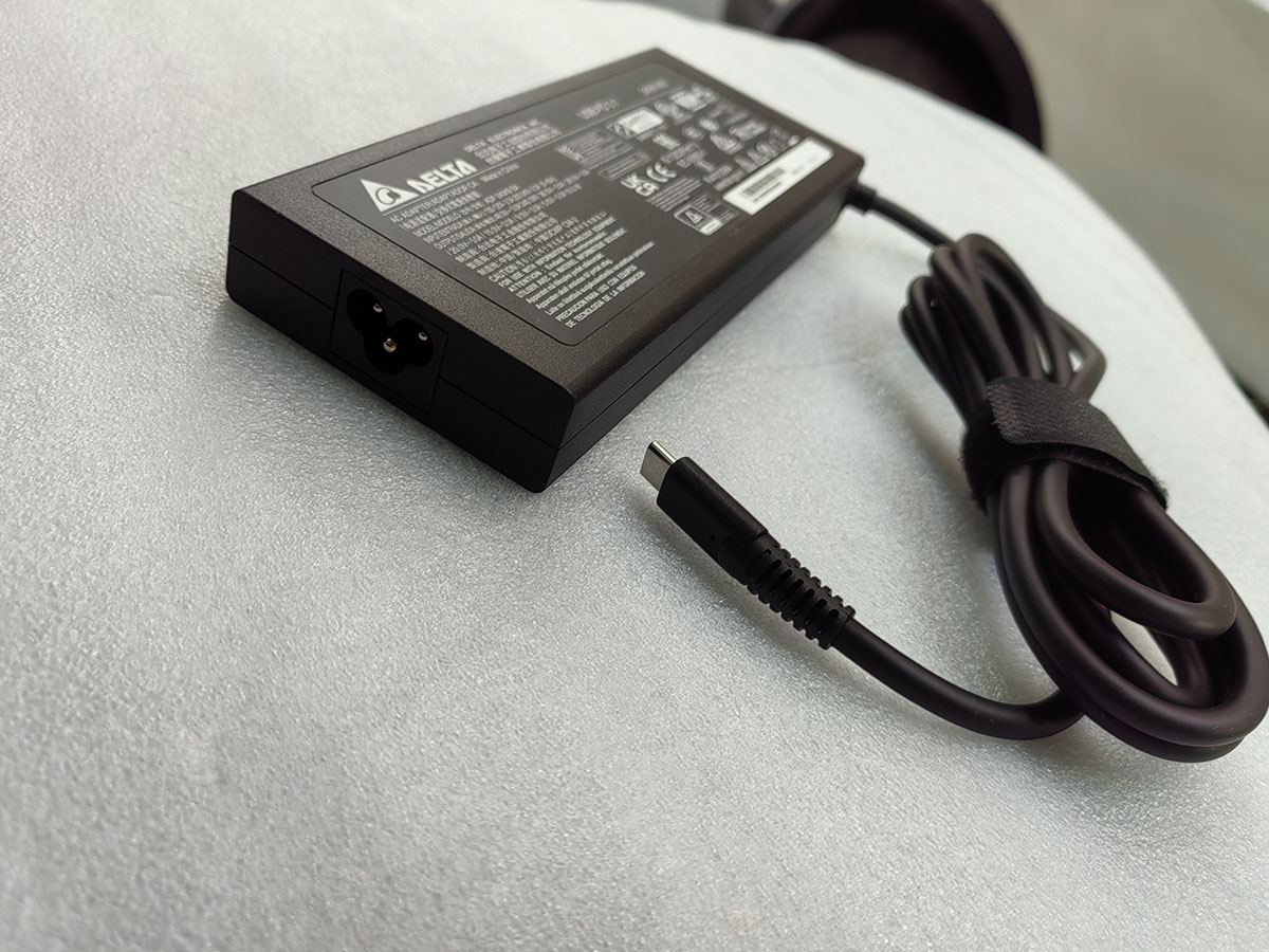 NEW OEM ADP-240KB BA Delta 240 - Pc Gaming High End review and price